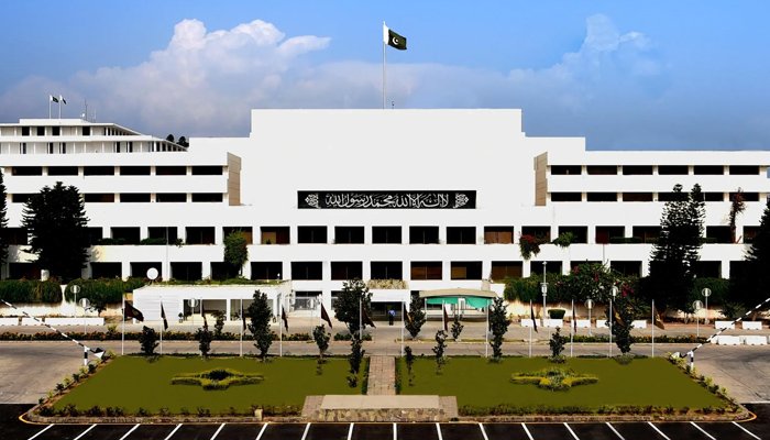 آرمی چیف اب چیف آف ڈیفنس فورسز بھی ہونگے، عہدے کی مدت 5 سال ہوگی: قومی اسمبلی میں آرمی ایکٹ ترمیمی بل منظور