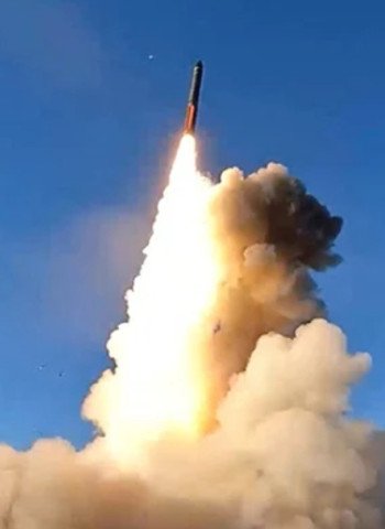 Russia offers US nuclear talks in bid to ease tensions