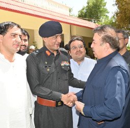 آئی جی ایف سی بلوچستان (نارتھ) میجر جنرل محمد عاطف مجتبیٰ نے ضلع پشین کے دورے کے دوران قبائلی عمائدین اور مقامی معززین سے ملاقات کی۔