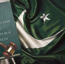 سرکاری ملازمین کسی قسم کے سیاسی دباؤ سے ہرگز متاثر نہ ہوں، وفاقی آئینی عدالت